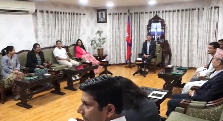 संसद्मा प्रधानमन्त्रीको नियमित प्रश्नोत्तर सुनिश्चित गर्न विपक्षीको जोड