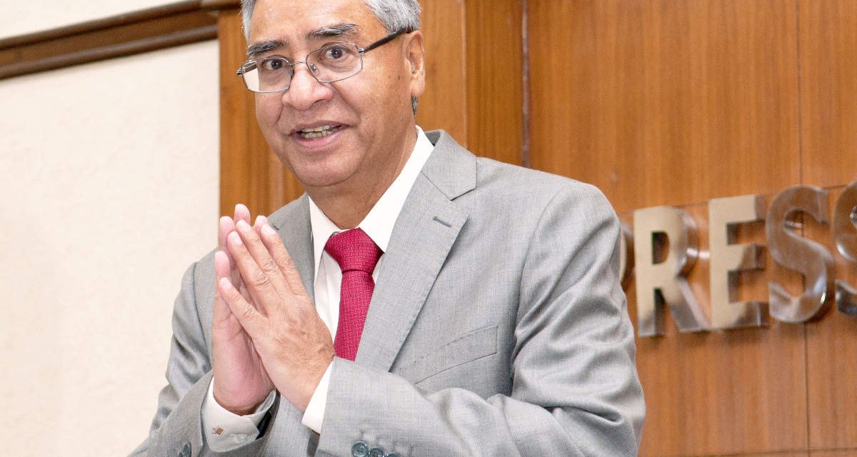 ‘म नेपाल फर्किंदै छु, प्रतिशोधको होइन सहकार्यको राजनीति गरौं’ : शेरबहादुर देउवा