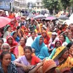 माग पूरा नभएसम्म घर नफर्कने लघुवित्त पीडितले दिए चेतावनी
