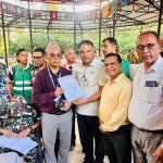 भोटेकोशी बाढीपीडितका लागि प्रारम्भिक राहत सहयोग हस्तान्तरण