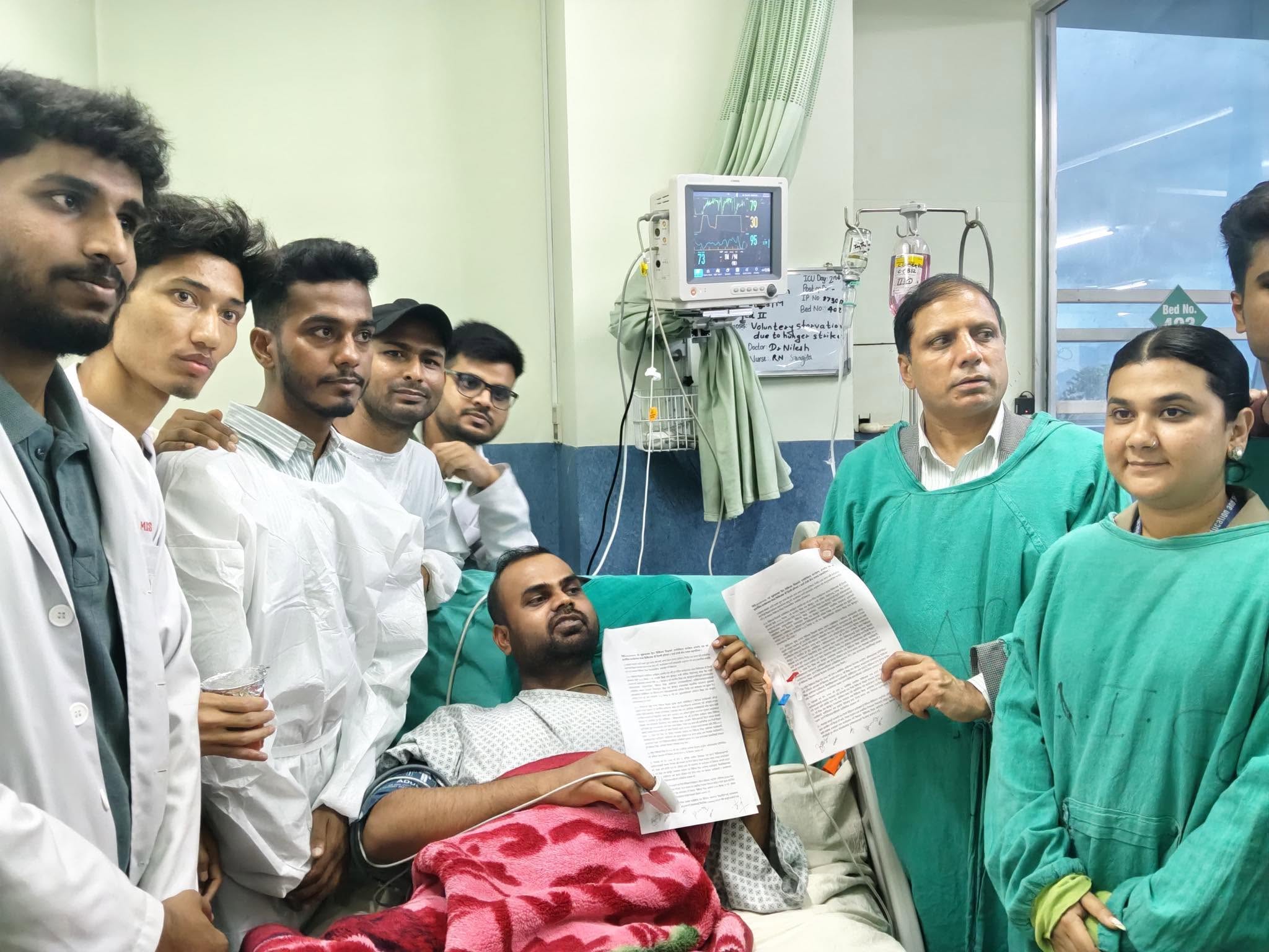 इन्टर्न चिकित्सकको अनशन अन्त्य, सरकारसँग ५ बुँदे सहमति