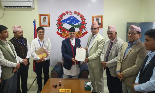 सुदूरपश्चिम मुख्यमन्त्रीमा नेकपाका खगराज भट्ट नियुक्त