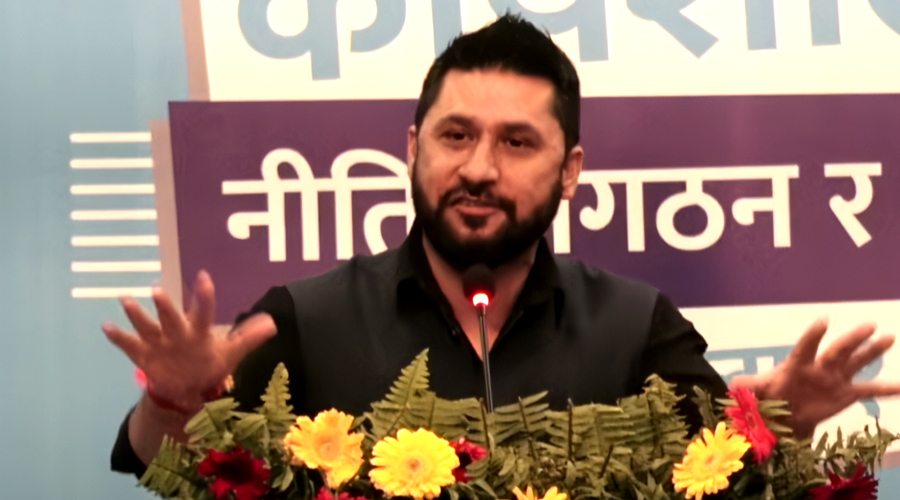 ‘प्रधानमन्त्री पद किस्तीमा आएको थियो, मैले हाँसीहाँसी नमस्कार गरेँ’- रास्वपा सभापति लामिछाने