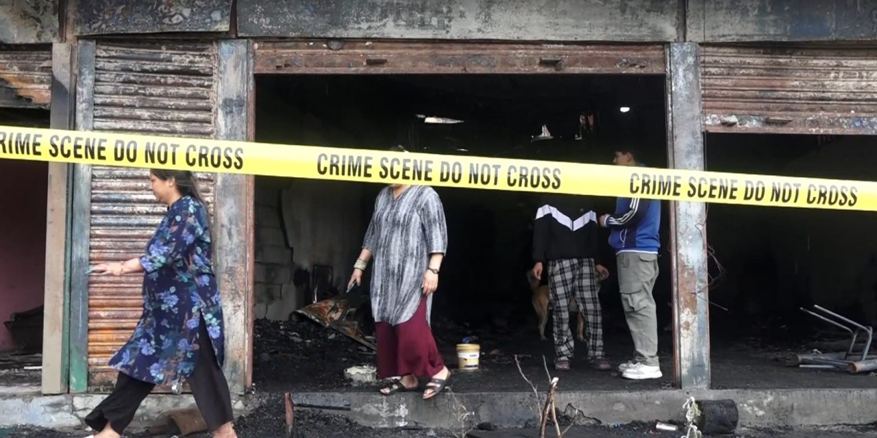 गोठाटारमा आगलागीले १४ सटरमा क्षति, एक जना घाइते