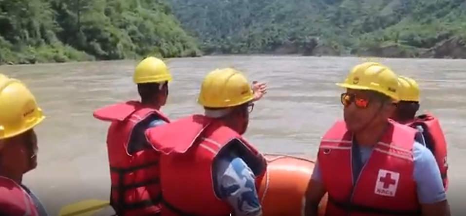 सुनकोशी नदीमा हाम फालेपछि बेपत्ता पराजुली दम्पतीको खोजी जारी