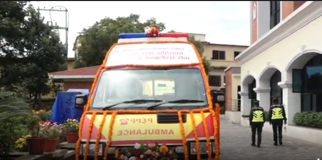 चिकित्सक, नर्स र औषधिसहित निःशुल्क एम्बुलेन्स, ललितपुरमा नयाँ सेवा सुरु