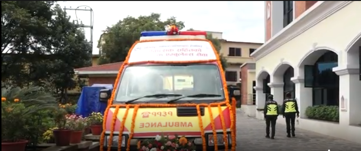 चिकित्सक, नर्स र औषधिसहित निःशुल्क एम्बुलेन्स, ललितपुरमा नयाँ सेवा सुरु