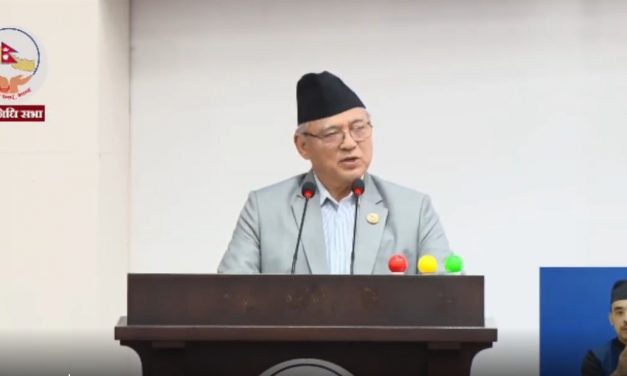 रवि लामिछानेलाई थापा बादलको आग्रह : गम्भीर संकट समाधानमा नेतृत्व लिनुस्