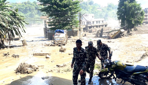 भोटेकोशीको भेलले मच्चायो तहल्का, ४४ सैनिक सम्पर्कविहीन खोजी तथा उद्धार कार्य तीव्र