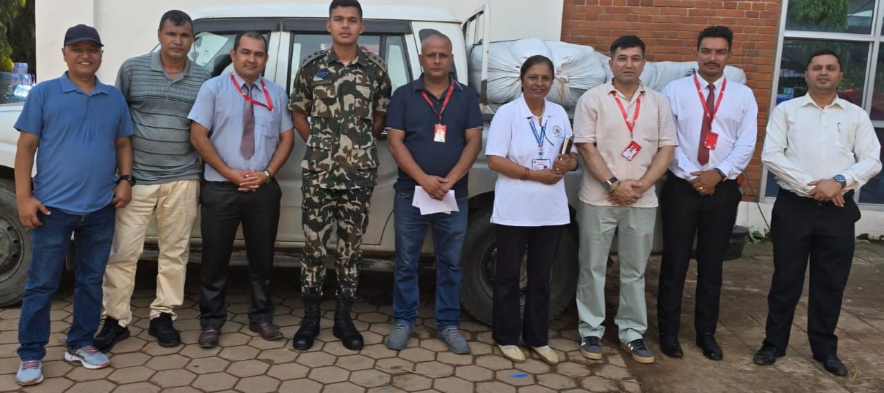 प्रभु बैंक लिमिटेडद्वारा रसुवा बाढीपीडितका लागि प्रत्यक्ष राहत सामग्री वितरण