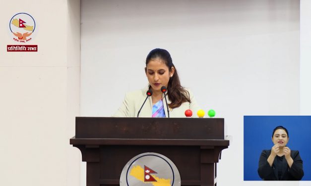 रसुवा बाढी प्रभावित बालबालिकाको खोजी, उद्धार र पारिवारिक पुनर्मिलनलाई प्राथमिकता : मन्त्री बादी