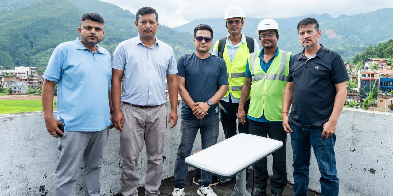 एनसेलले बाढी प्रभावित क्षेत्रमा स्याटलाइट प्रविधिमार्फत सञ्चार सेवा उपलब्ध गराउँदै