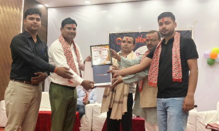रिलायन्स पेन्ट्सको पेन्टर भेटघाट कार्यक्रममा युवा नेता सन्जु साह सम्मानित