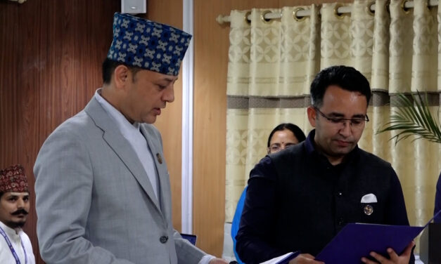 भोटेकोशी–त्रिशूली विपद् विशेष समितिका सभापति पराजुलीले लिए शपथ