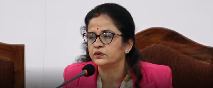 सिर्सिया खोलामा प्रदूषण रोक्न उद्योगलाई एक साताको अल्टिमेटम मन्त्री यादवको चेतावनी– अटेर गरे कानुनी कारबाही हुन्छ