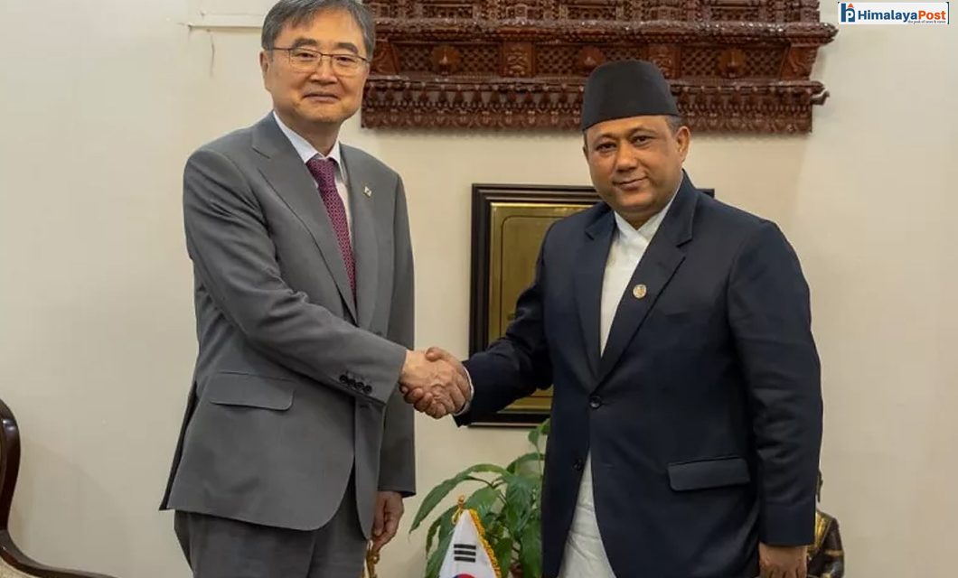 दक्षिण कोरियाका विदेशमन्त्री चो र परराष्ट्रमन्त्री खनालबिच भेटवार्ता