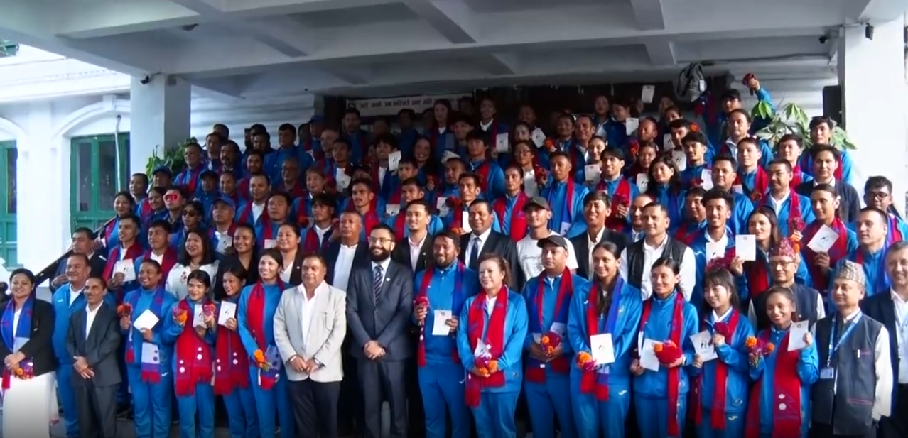 एसियाली खेलकुदमा सहभागी हुने नेपाली टोलीलाई भव्य बिदाइ, मन्त्री पोखरेलले भने– ‘देशको प्रतिनिधित्व गर्नु नै ठूलो गौरव’