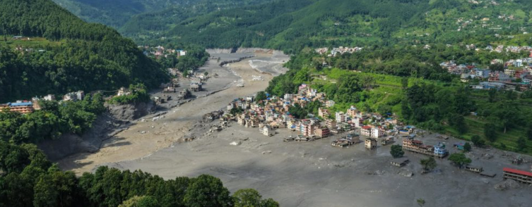 बाढी प्रभावित क्षेत्रमा फेरि वर्षाको जोखिम, आज रातिदेखि पानी पर्ने