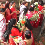 तीजपछि ऋषिपञ्चमीको विधि, सप्तऋषिको पूजा गर्दै महिलाहरू