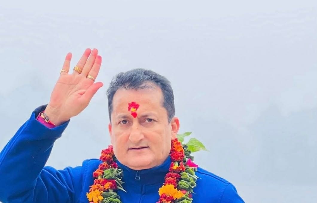 विश्वकर्मा पूजाकै दिन जन्मिए, यातायातकर्मकै ‘पुजारी’ बने : सरोज सिटौलाको जीवनकथा