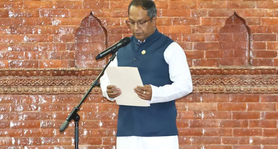 दीपककुमार शाह बने उद्योगमन्त्री, सम्हाले उद्योग मन्त्रालयको जिम्मेवारी