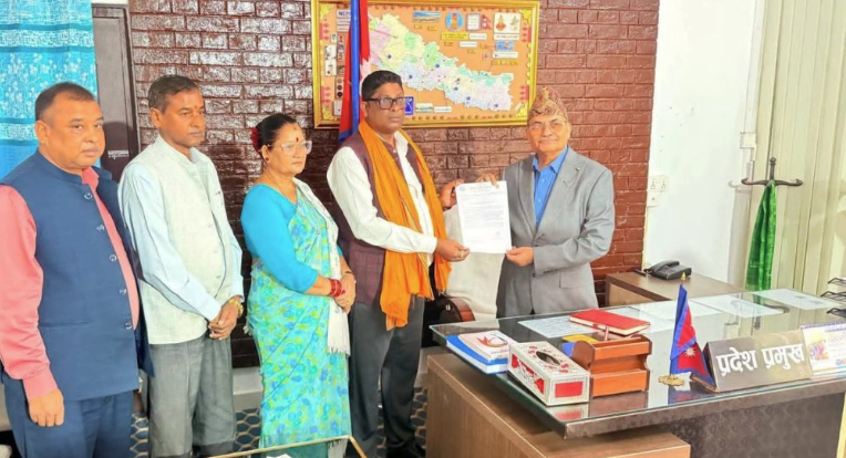 मधेस सरकारबाट बाहिरियो एमाले, चार मन्त्रीद्वारा राजीनामा