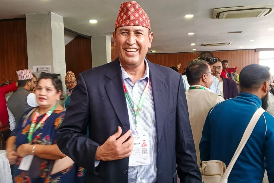 सहमहामन्त्रीमा बलियो उम्मेदवारी : मनोनयन दर्तासंगै रामहरी खतिवडाको पक्षमा उर्लियो लहर