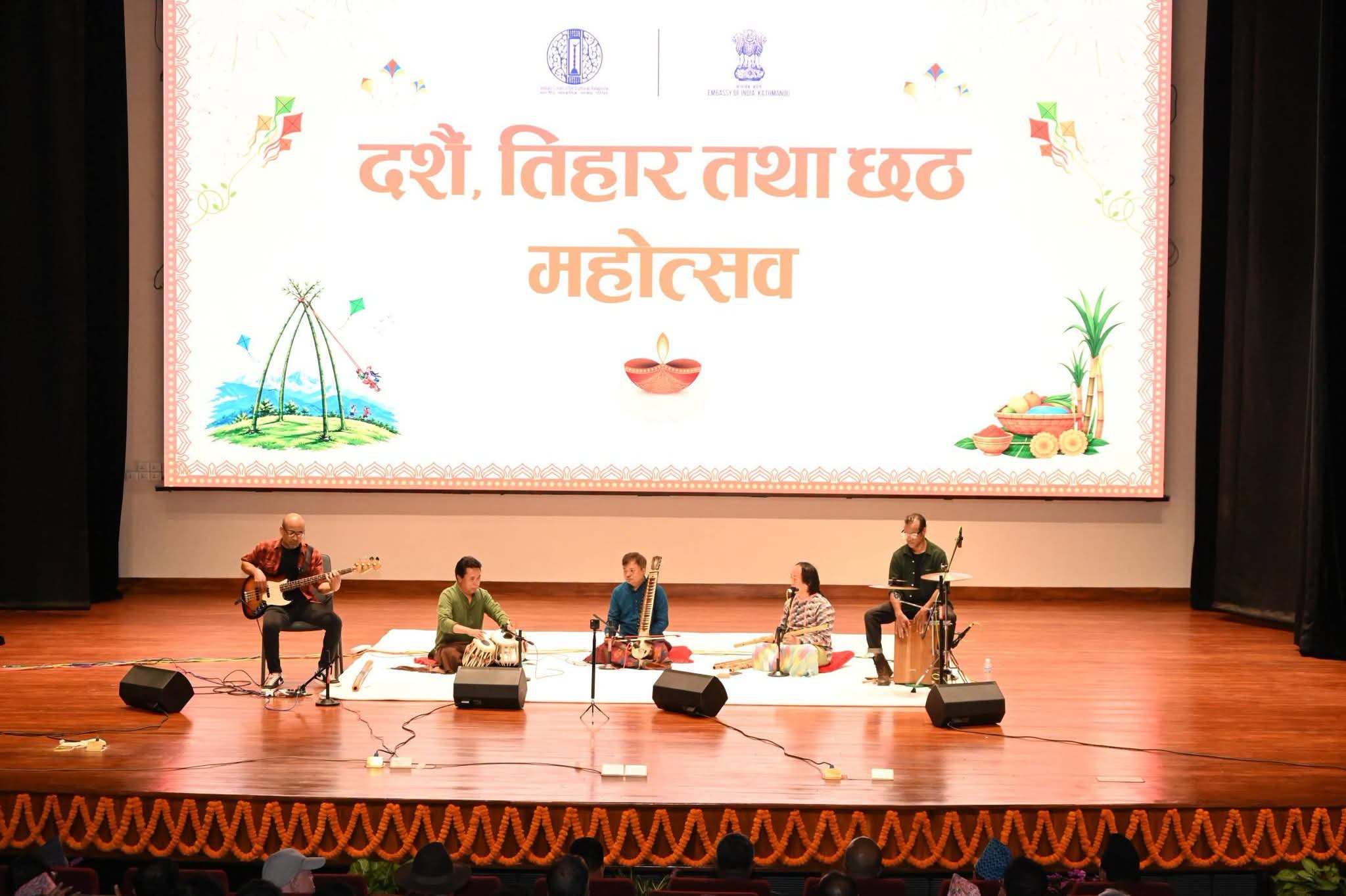 दशैं, तिहार र छठको उत्सवमा भारतीय दूतावासमा गुञ्जियो नेपाली र भारतीय संगीत