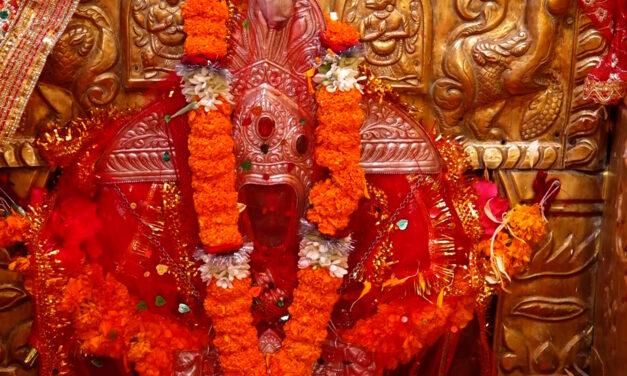 नवरात्रको दोस्रो दिन आज ब्रह्मचारिणी देवीको पूजा आराधना